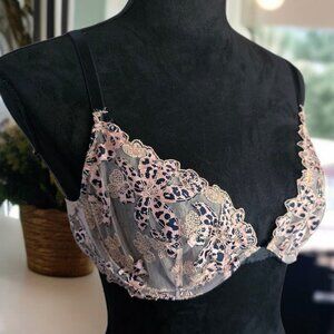 VICTORIA SECRET (36C) Unlined Low Cut Demi in Animal Print/ Mesh